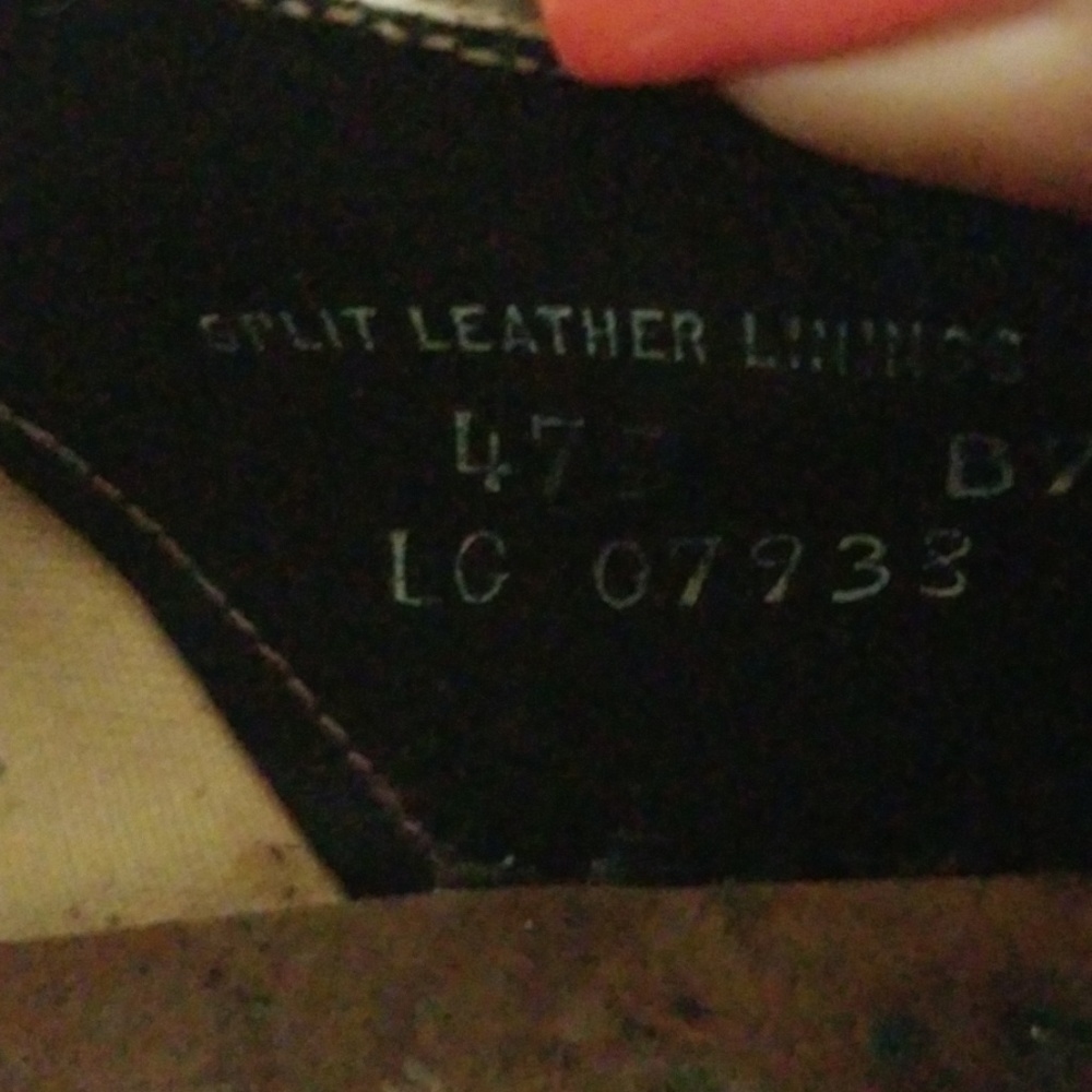 Shoes - Picture 6 of 7